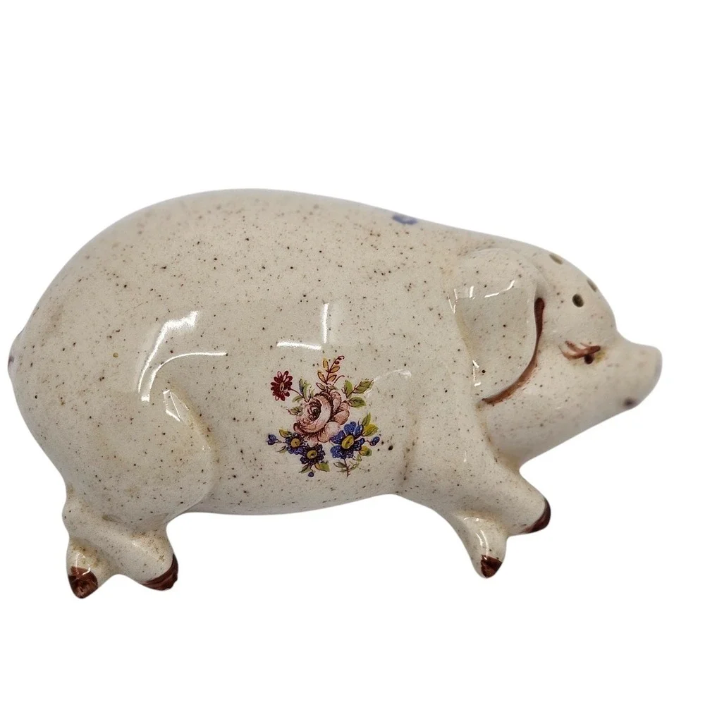 Vintage Pig Piggies Salt & Pepper Shakers Nestable Pigs Huggy Pigs